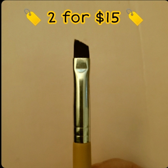 Sephora Other - Sephora Angeled Eyeliner Brush 🏷